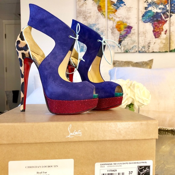 NEW-Christian Louboutin - Picture 4 of 5